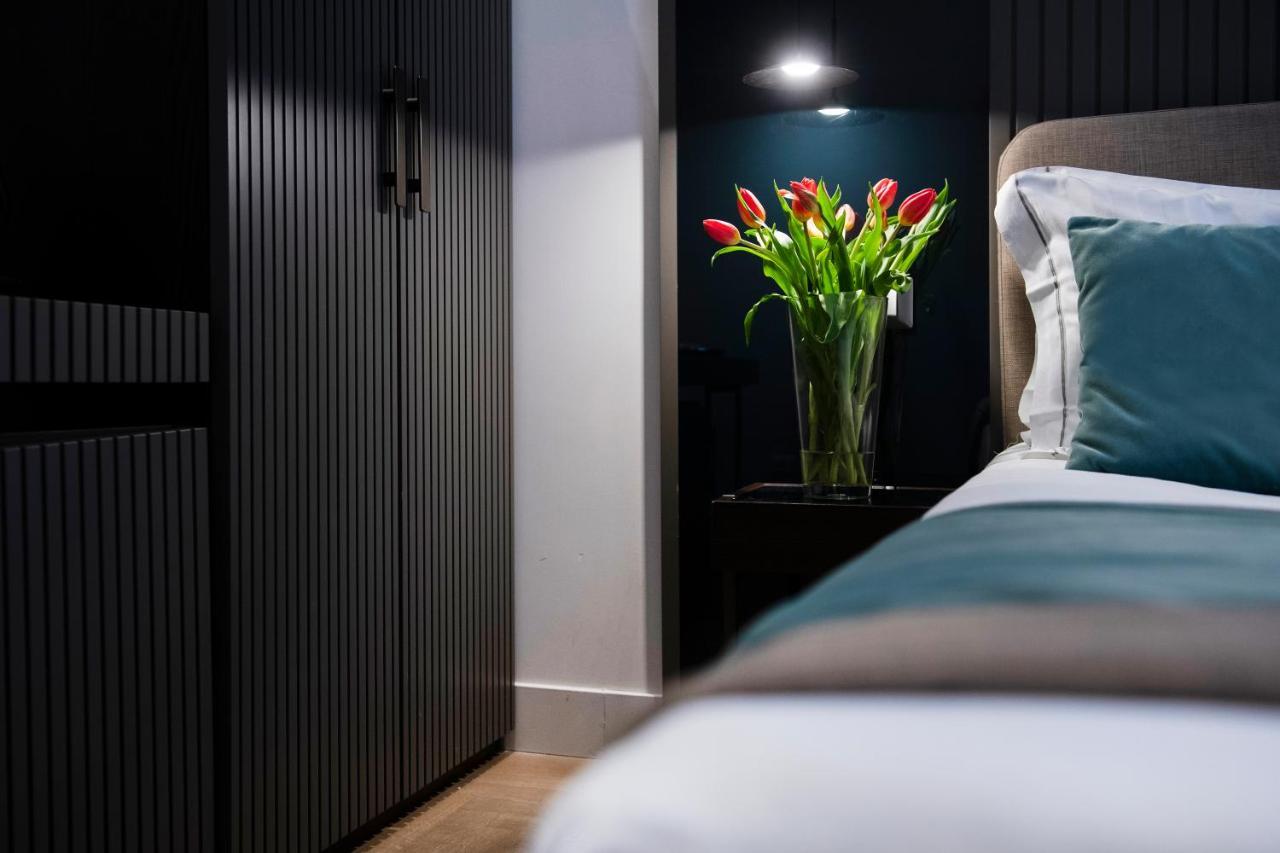 77 Seventy-seven - Maison D'art Collection 4* Rom