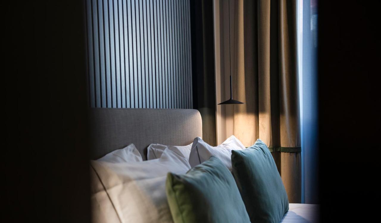 Hotel 77 Seventy-seven - Maison D'art Collection Rom